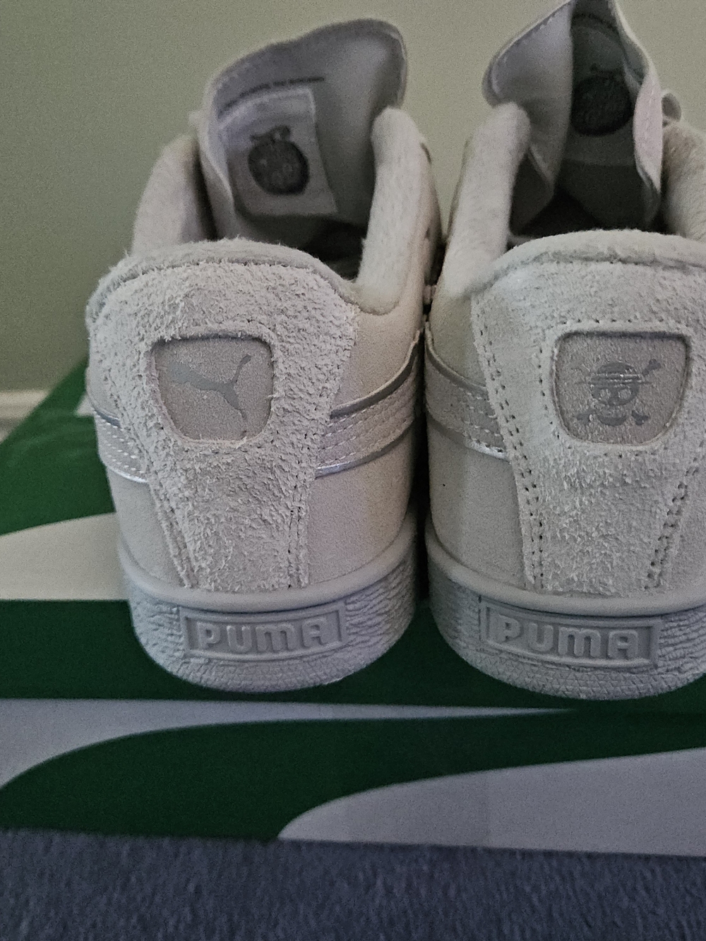 Size 11.5 - One Piece x Puma Suede Gear 5 Luffy - Picture 6 of 8